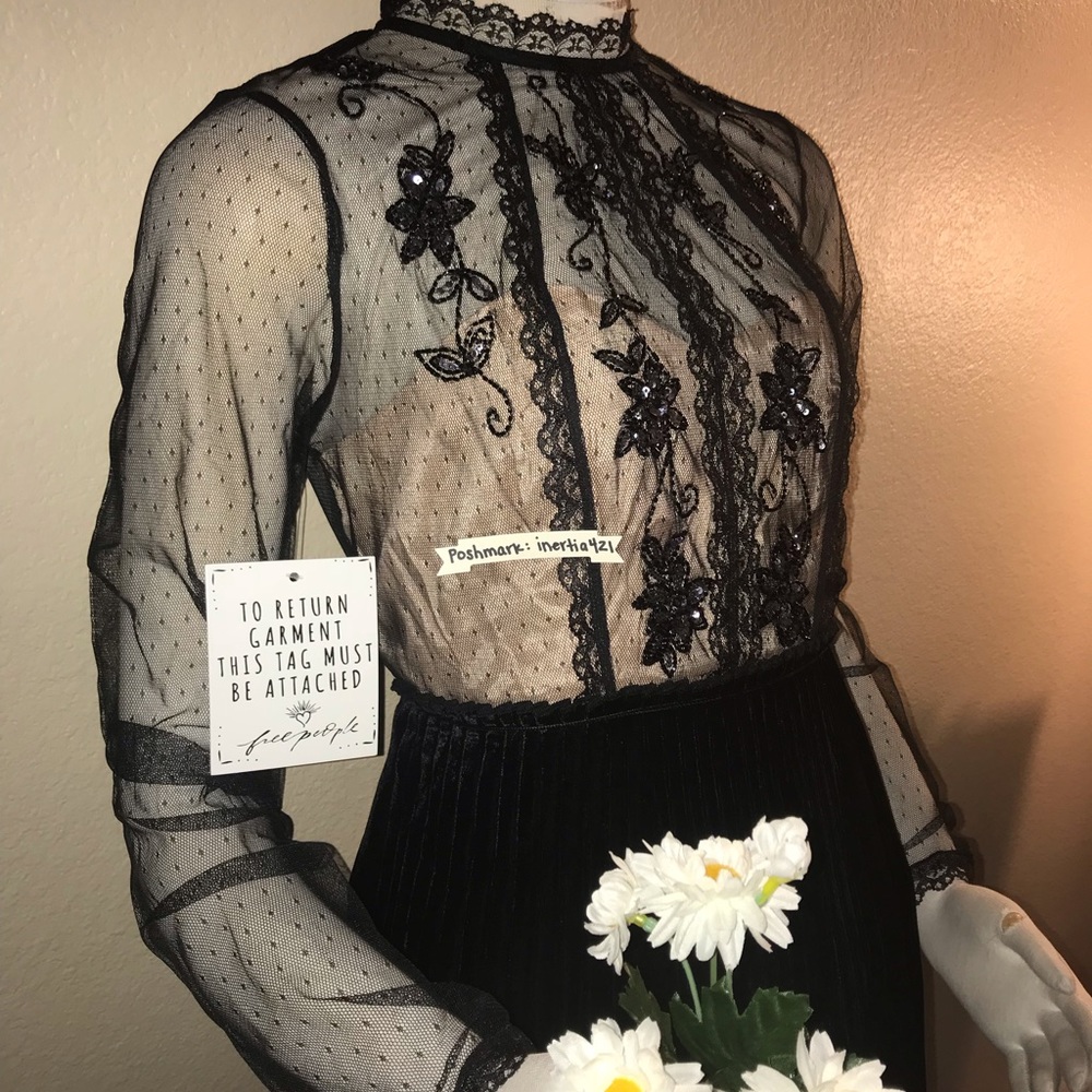 🚨LAST CHANCE 🚨Free People Sequin Velvet Dress - Picture 3 of 8